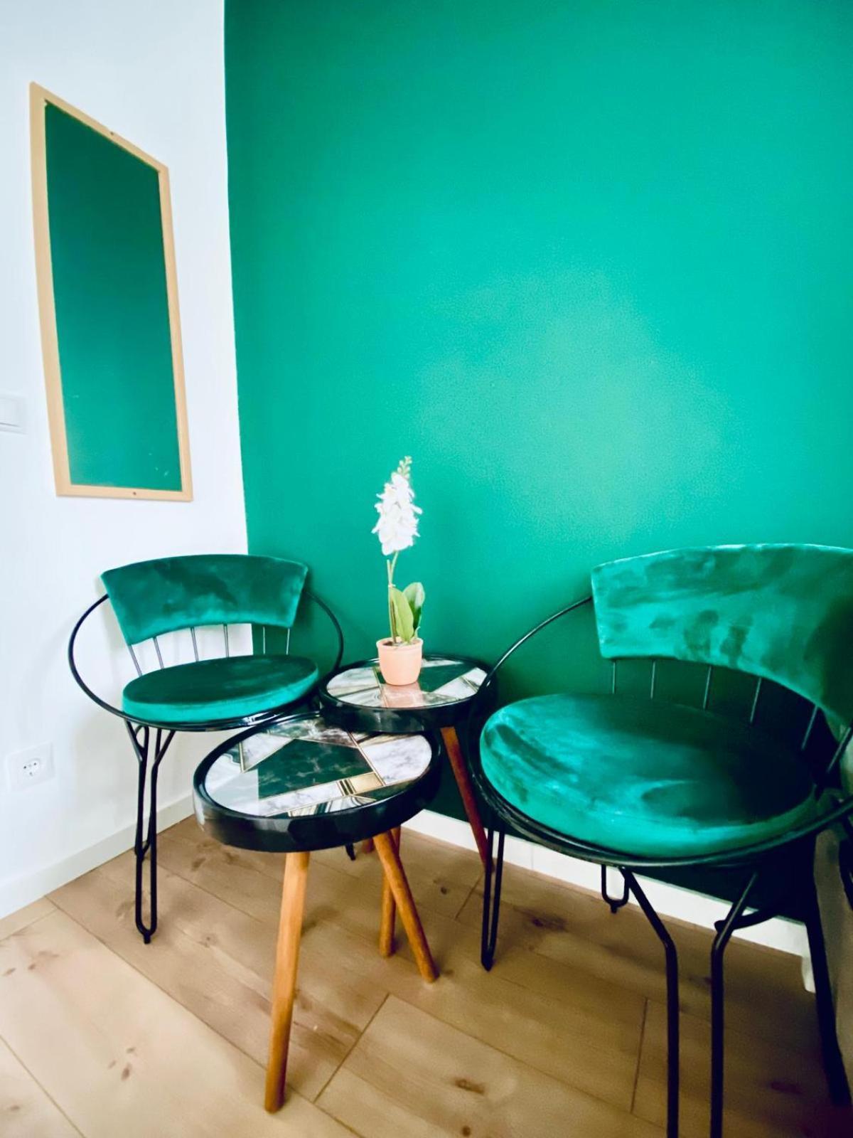 8 Fully Equipped Studio Shared Apt W Terrace Margareten Wenen Buitenkant foto