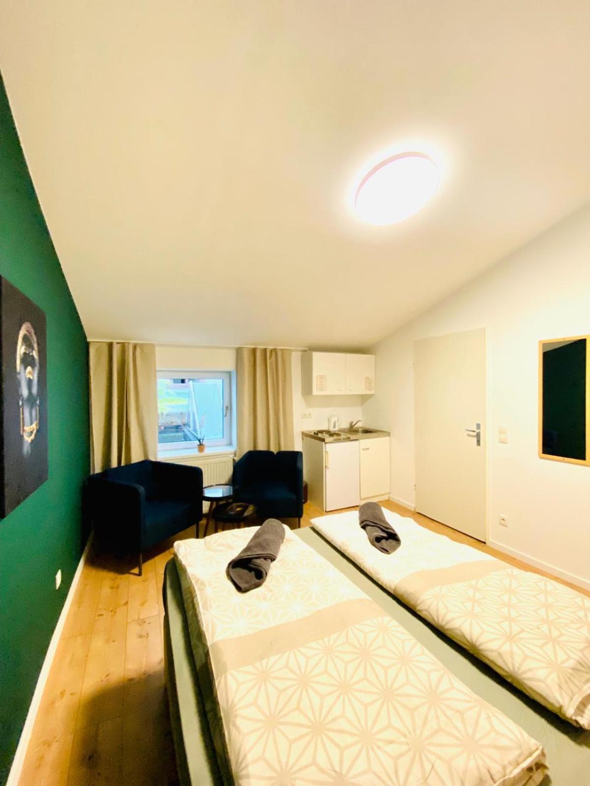 8 Fully Equipped Studio Shared Apt W Terrace Margareten Wenen Buitenkant foto
