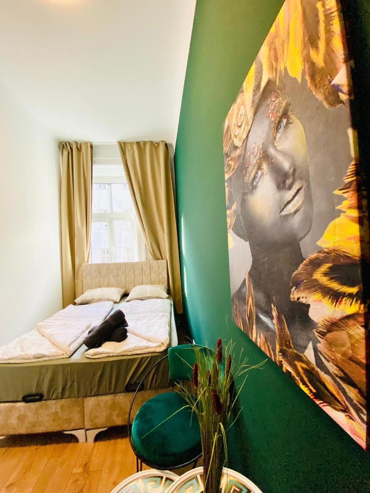 8 Fully Equipped Studio Shared Apt W Terrace Margareten Wenen Buitenkant foto